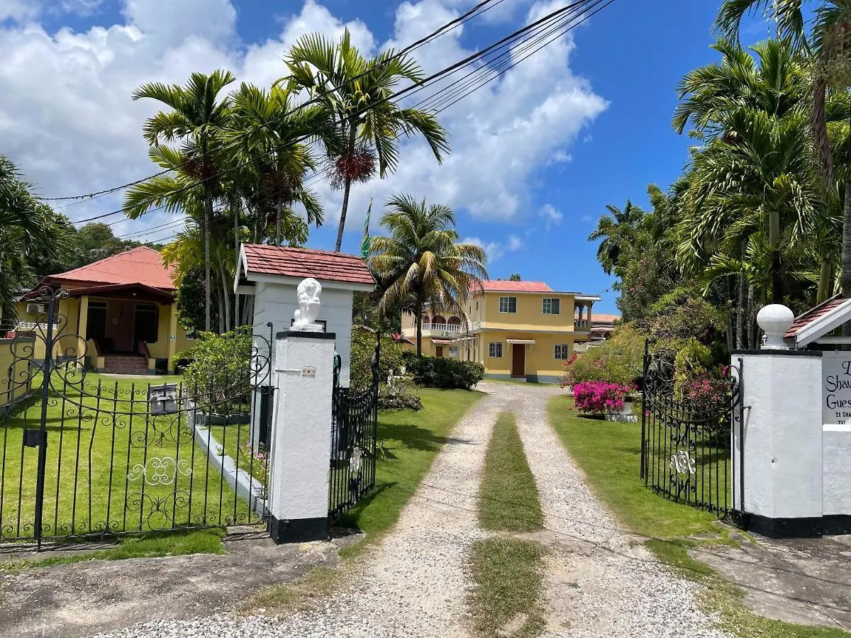 Little Shaw Park Guest House オーチョ・リオス 2*,  ジャマイカ